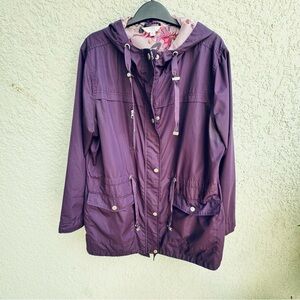 Time and Tru L purple floral rain coat, utilitarian everyday windbreaker jacket.
